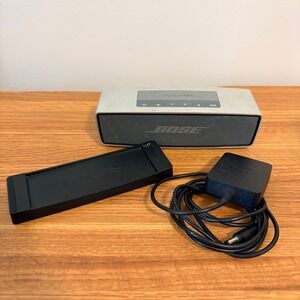 Bose Bluetooth Speaker SoundLink Mini & Charger Bundle Great Used Condition